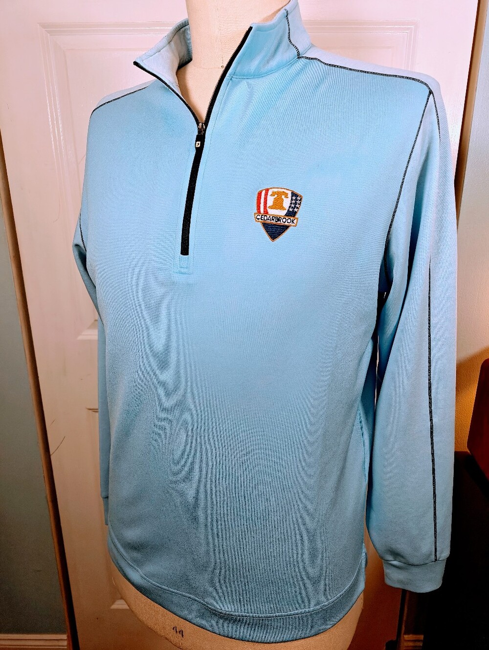 FootJoy FJ Mens Large Light Blue Cedarbrook Country Club PA Golf Quarter Zip